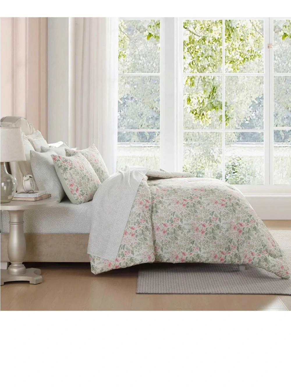 Laura Ashley - Twin XL Comforter Set, Bedding Set